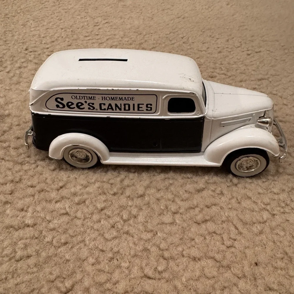 See's Candies Coin Bank ~ ERTL Die Cast 1/25 Scale 1938 Chevy Panel Delivery Van